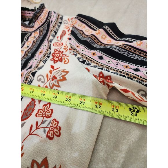 Vici Floral Bohemian Style Top Size XL - Picture 6 of 9